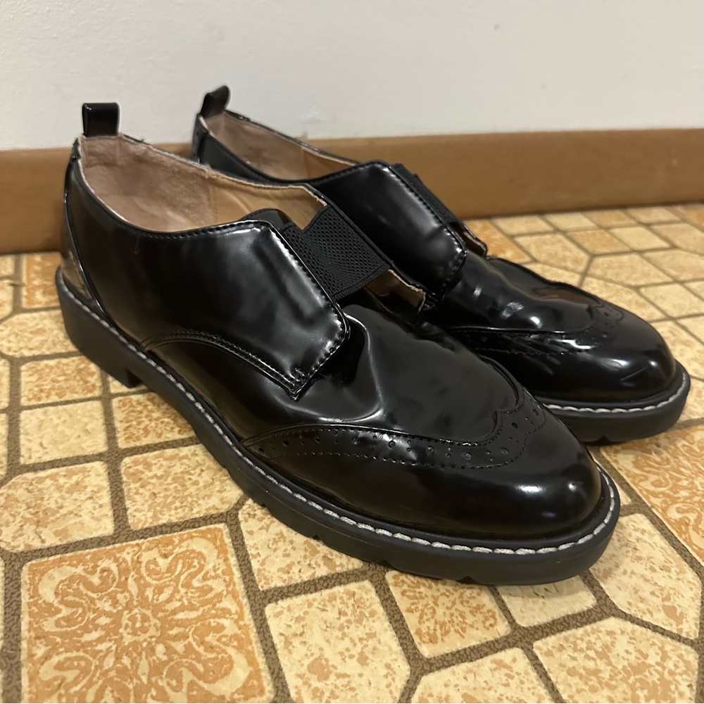 Adrienne Vittadini Shanti Black Leather Academia‎ Minimalist Goth Loafers Size 8